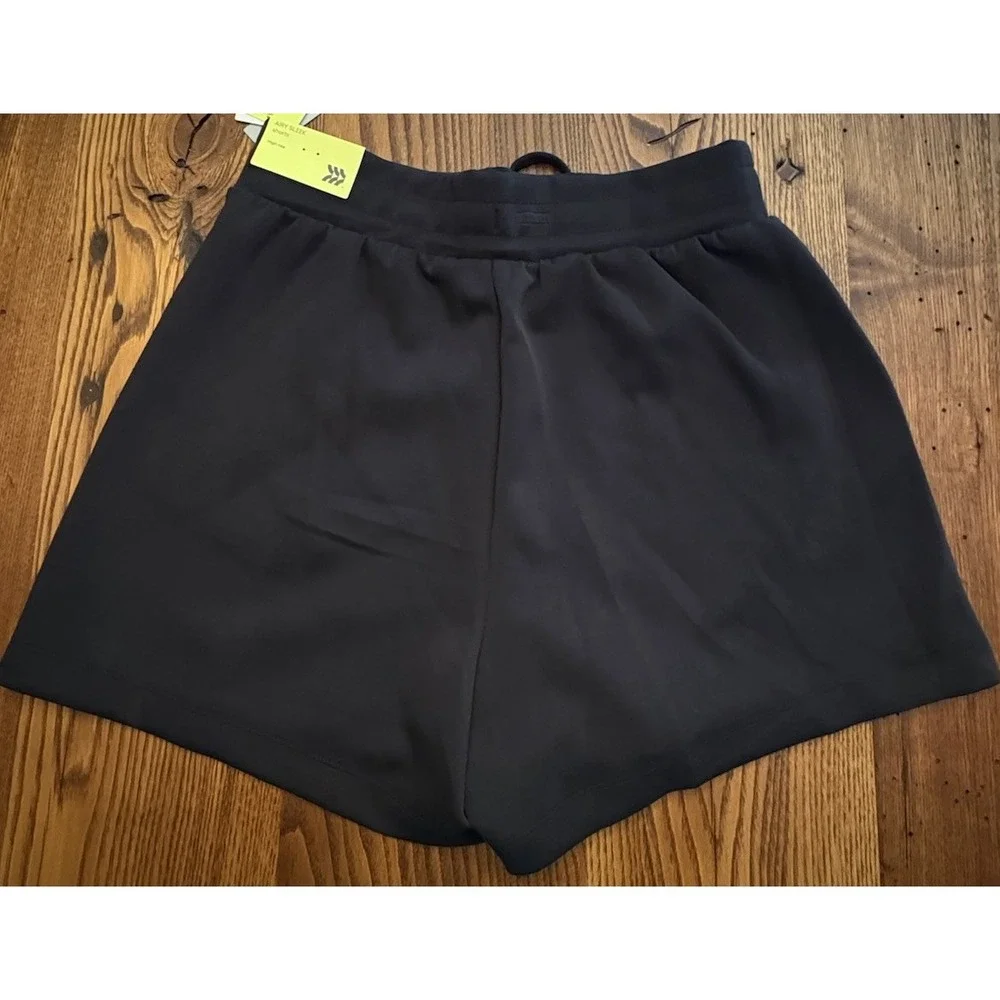All in Motion Women's Airy Sleek Shorts Black High Rise Active  Small NWT